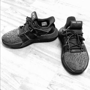 Adidas Prophere Running Shoes